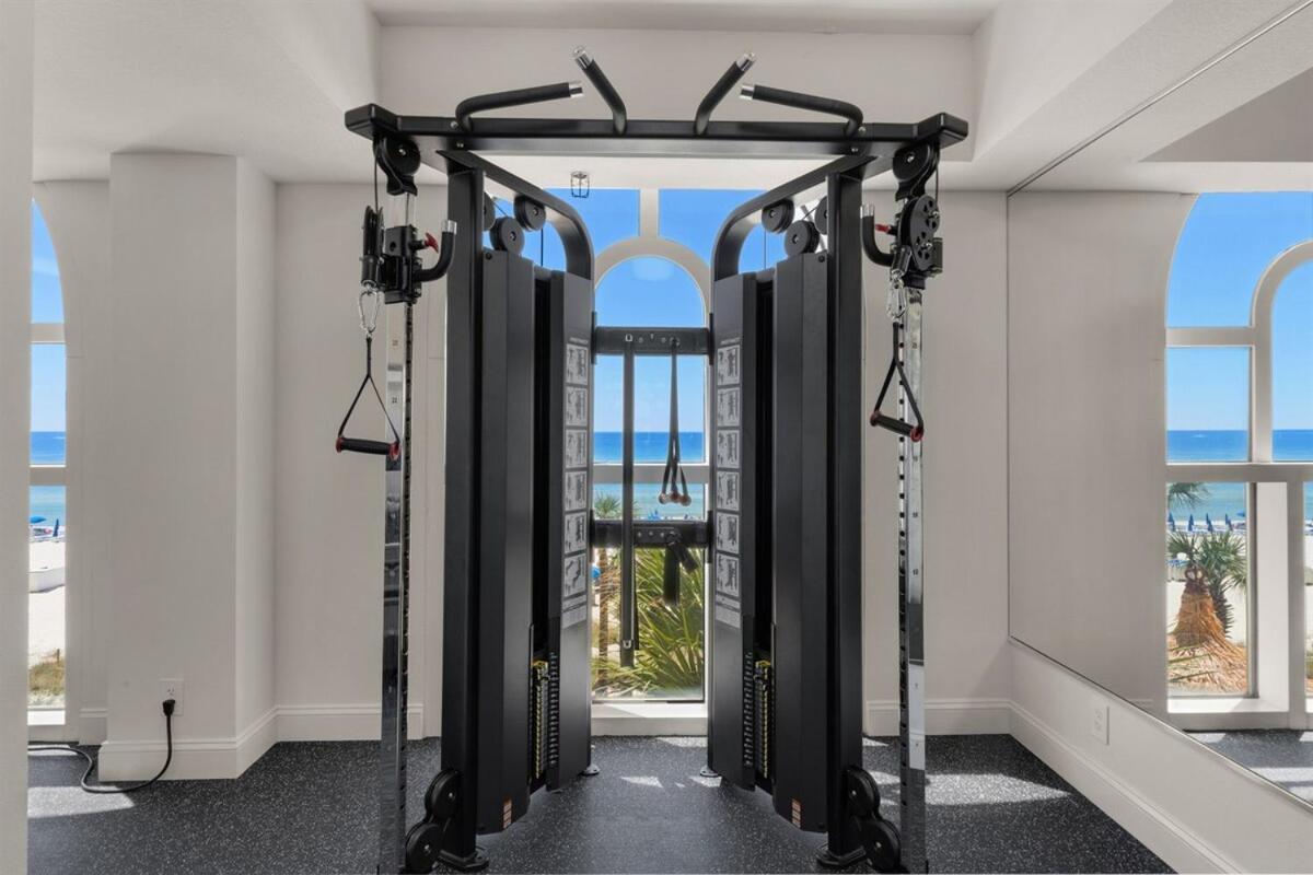 Calypso 2306e Penthouse 3br 2ba Views Anywhere Panama City Beach