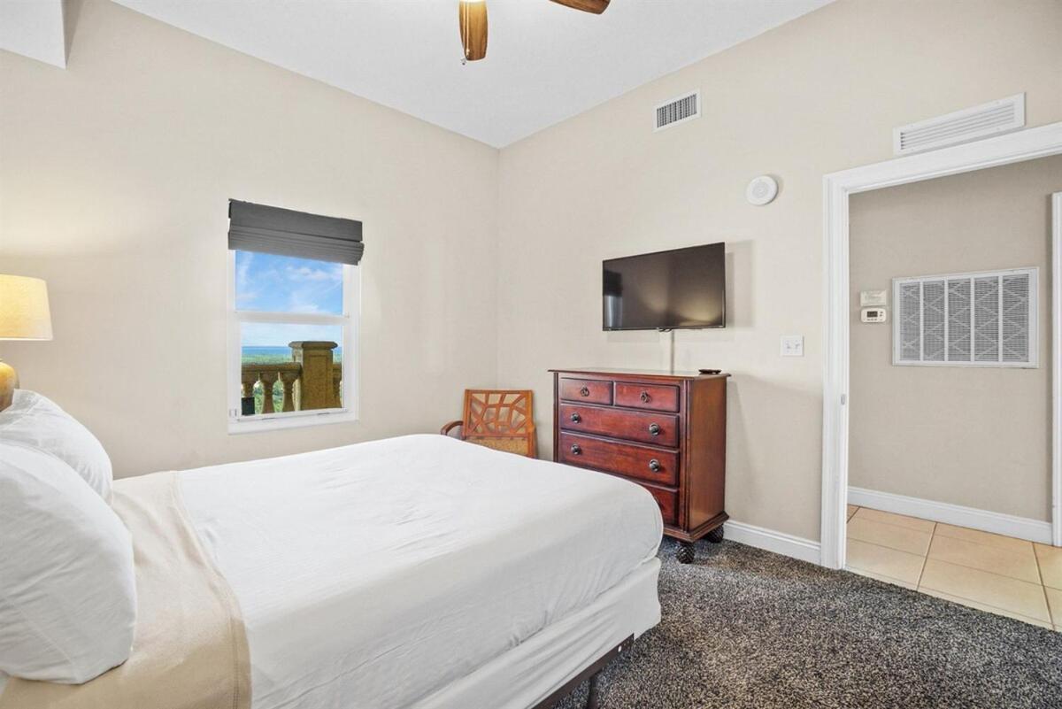 Calypso 2306e Penthouse 3br 2ba Views Anywhere