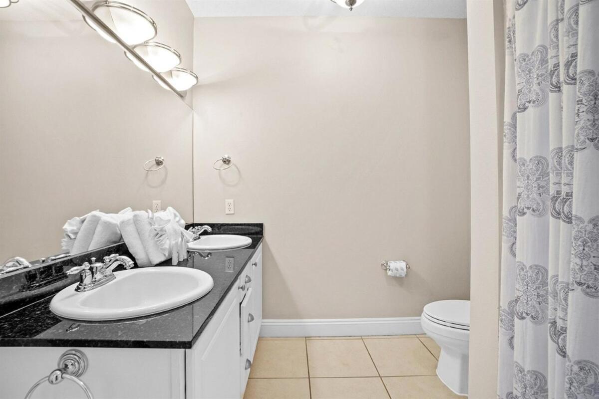 Calypso 2306e Penthouse 3br 2ba Views Anywhere * Panama City Beach